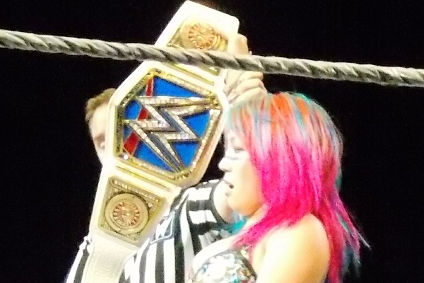 WWE, clamoroso cambio di titolo nell’ultima puntata di RAW!