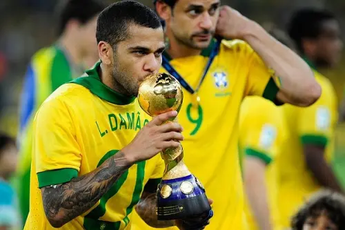 Dani Alves, il San Paolo come trampolino per Qatar 2022