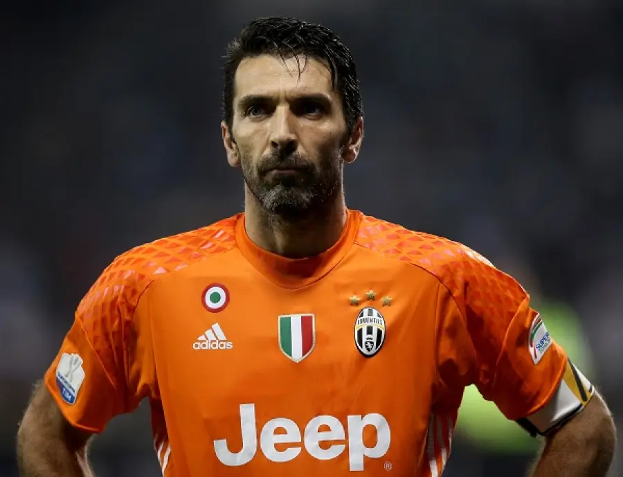 Buffon, ultimo tango a Parigi: il portiere vicinissimo al PSG