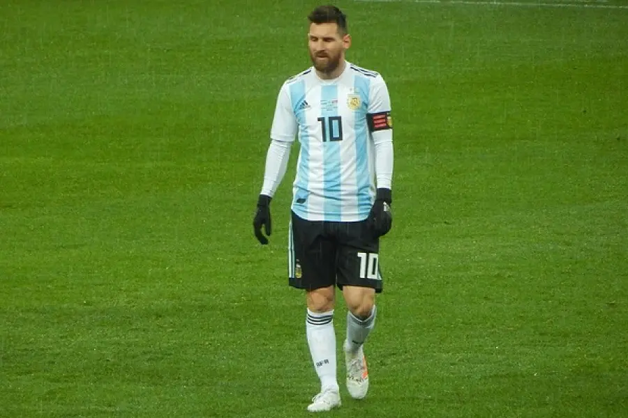 Messi, aria di rinnovo: la Pulce al PSG fino al 2024?