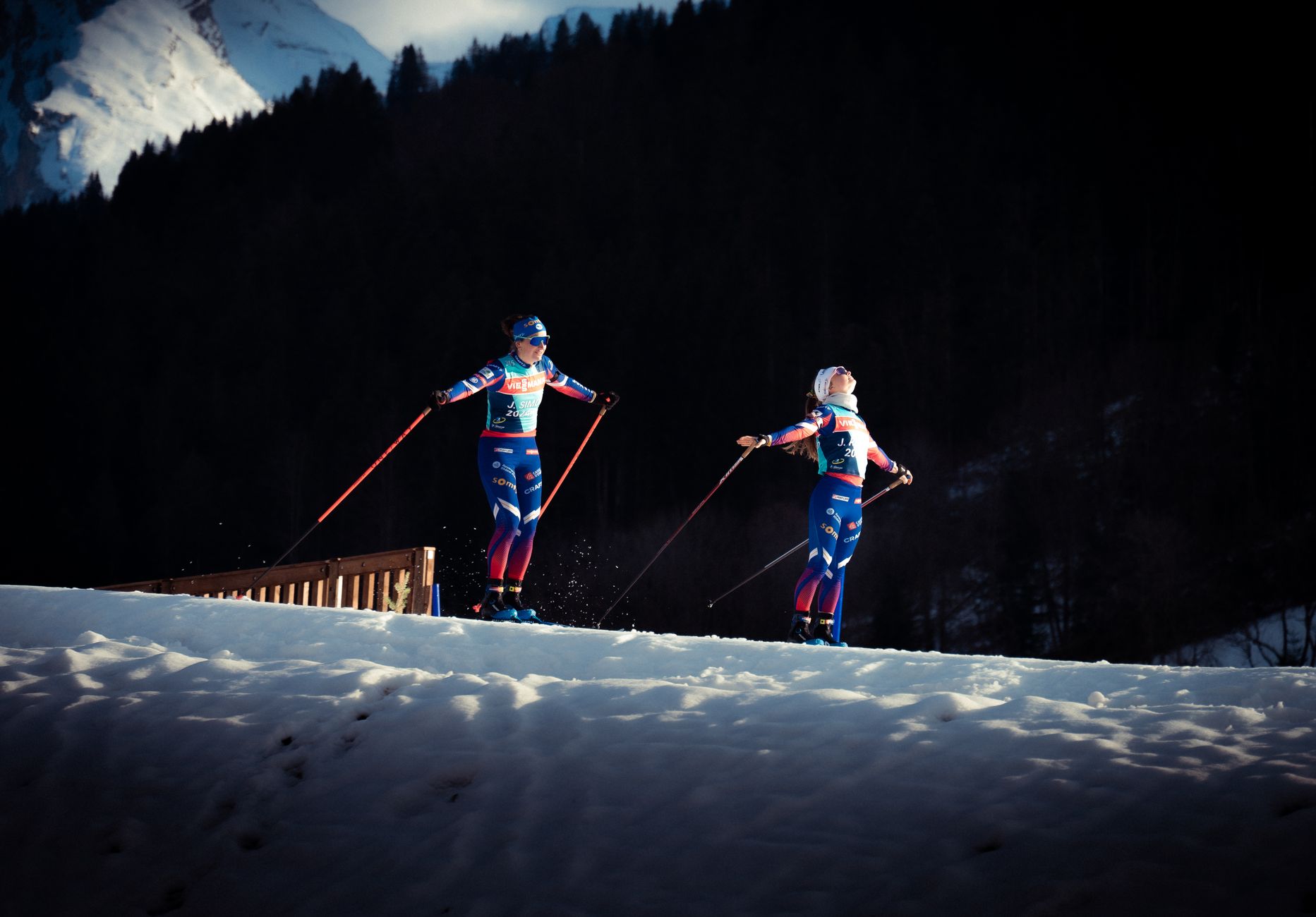Biathlon femminile: sci di fondo e carabina