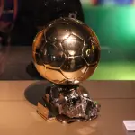 Pallone d’Oro senza sorprese, vince Karim Benzema