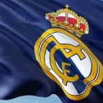 Real Madrid, che impresa: triplo Benzema sbriciola il PSG