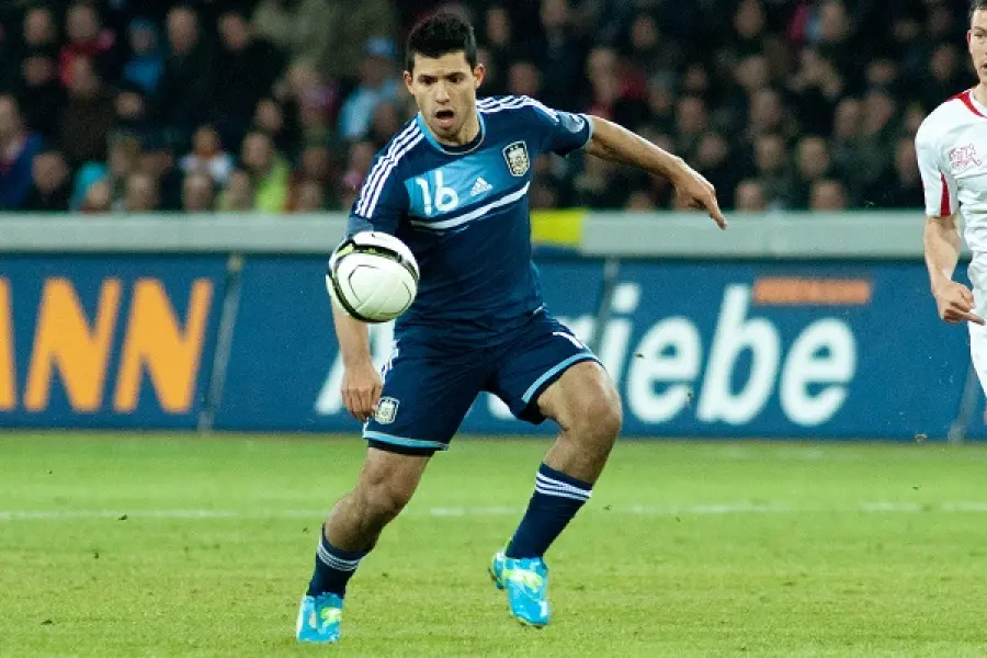 Aguero, l’annuncio più doloroso: il Kun si ritira dal calcio a 33 anni